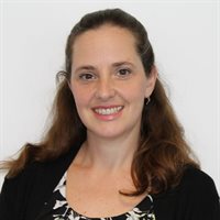 Female scholar on Cuba